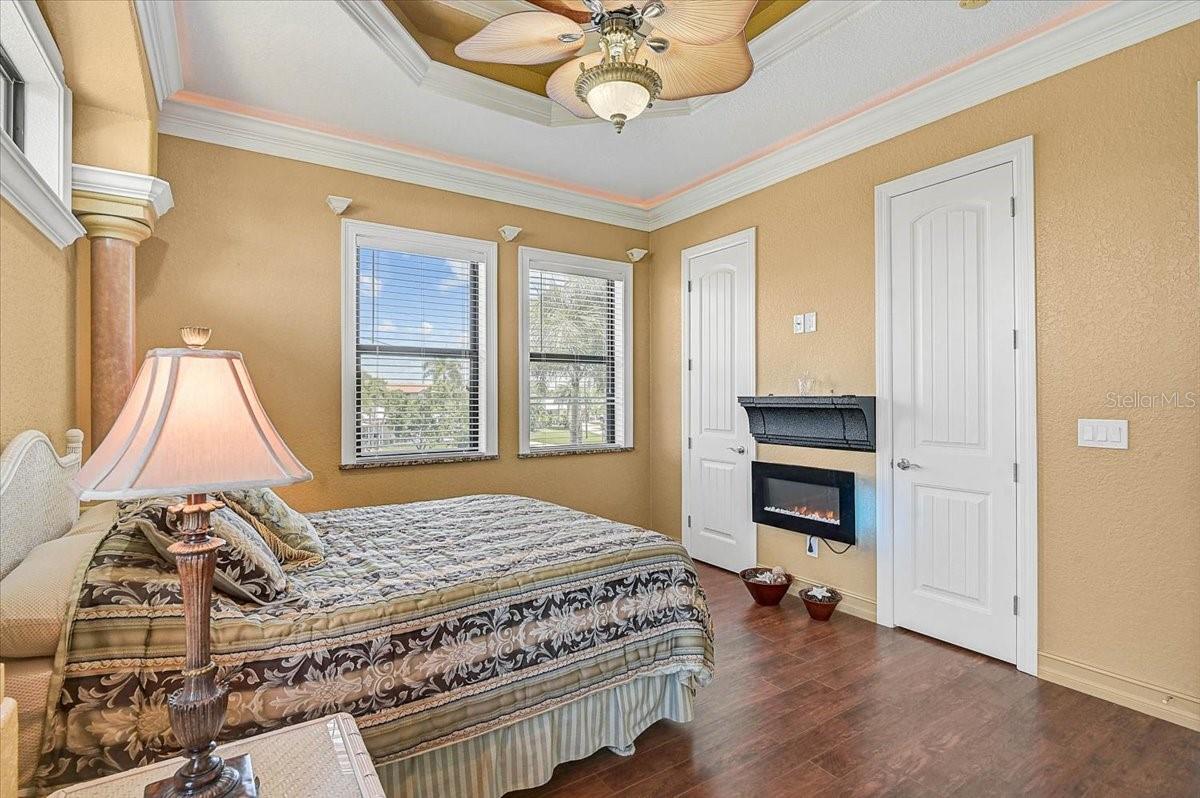 135 Tina Island Dr, Osprey, FL 34229 — photo 16 of 47