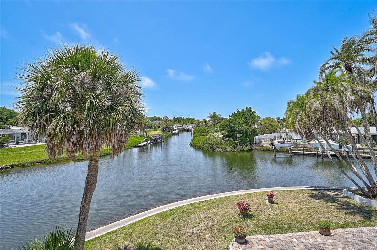 135 Tina Island Dr, Osprey, FL 34229 — photo 22 of 47