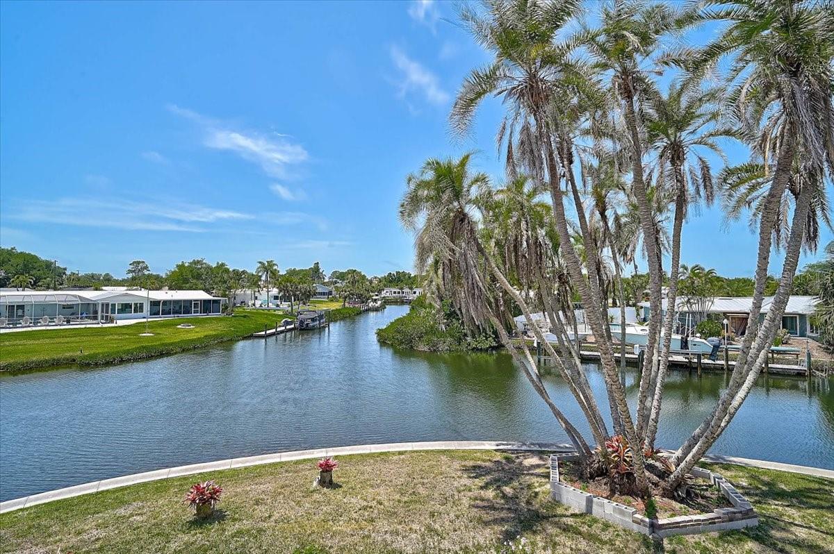 135 Tina Island Dr, Osprey, FL 34229 — photo 23 of 47