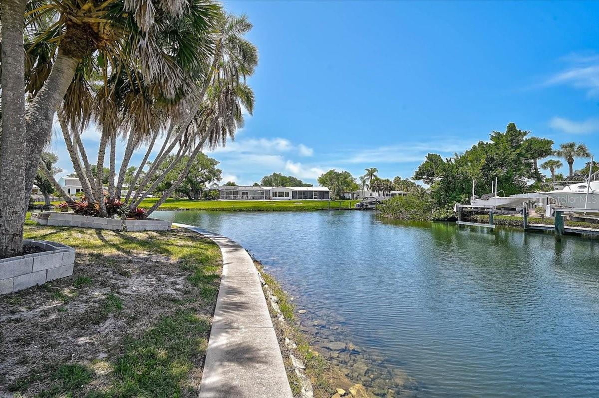 135 Tina Island Dr, Osprey, FL 34229 — photo 35 of 47