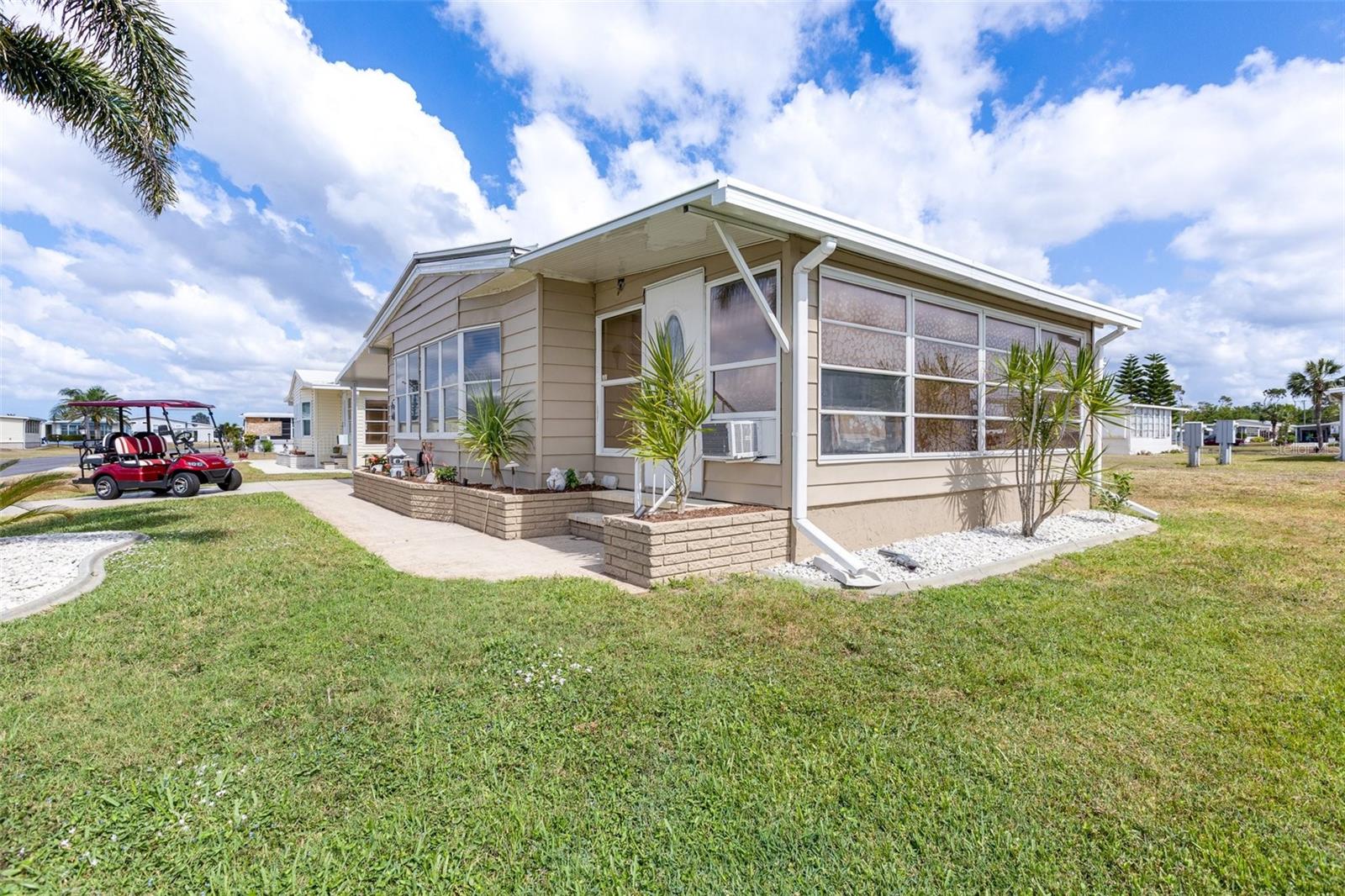 622 la Sala, North Port, FL 34287 — photo 3 of 26