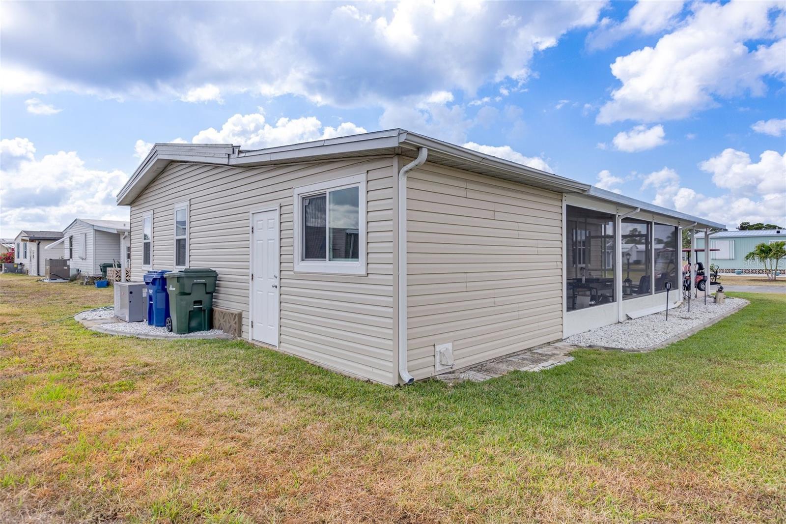 622 la Sala, North Port, FL 34287 — photo 4 of 26