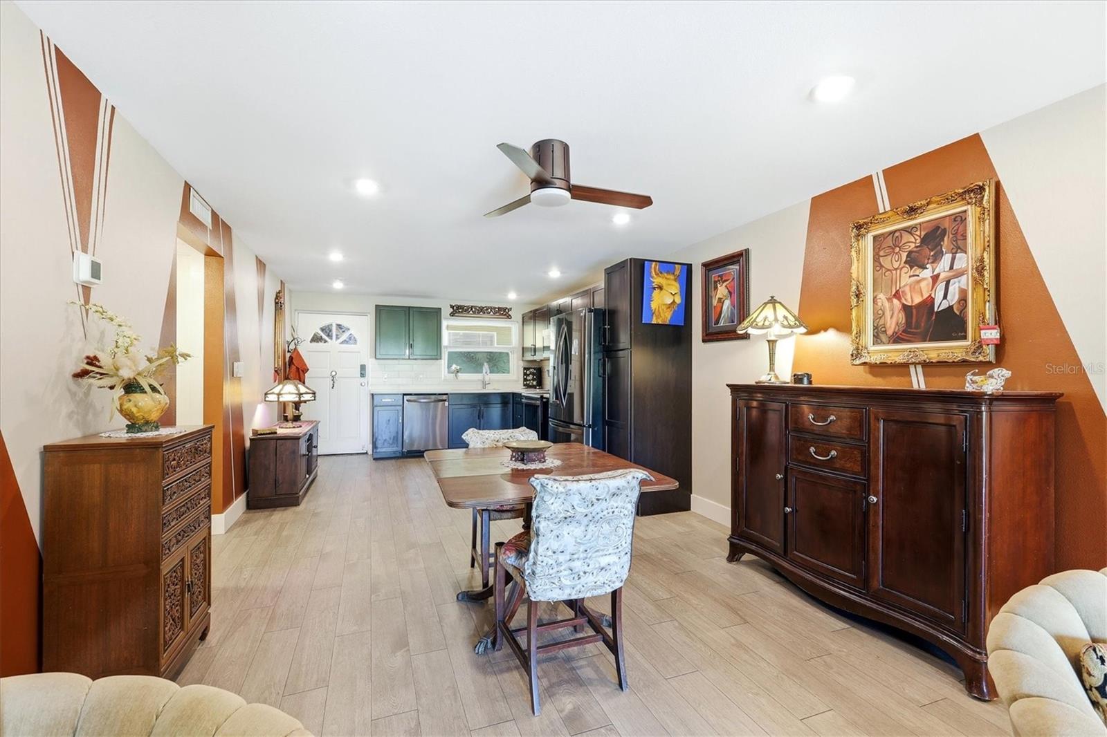 1650 Pine Tree Ln #103, Sarasota, FL 34236 — photo 12 of 43
