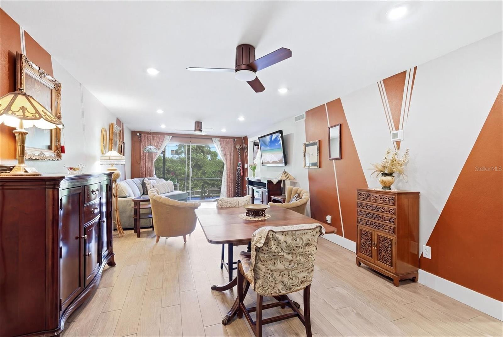 1650 Pine Tree Ln #103, Sarasota, FL 34236 — photo 13 of 43