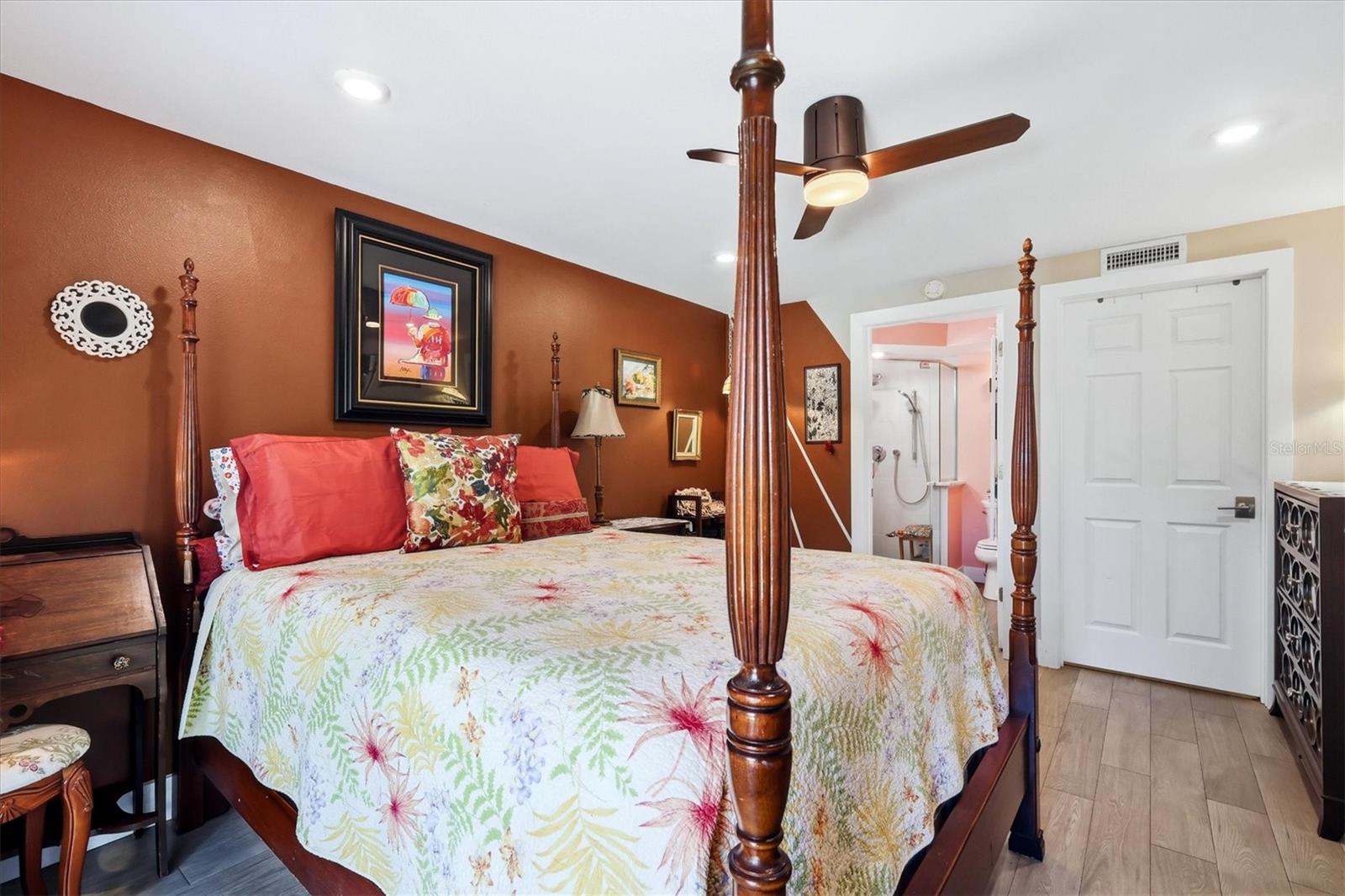 1650 Pine Tree Ln #103, Sarasota, FL 34236 — photo 20 of 43