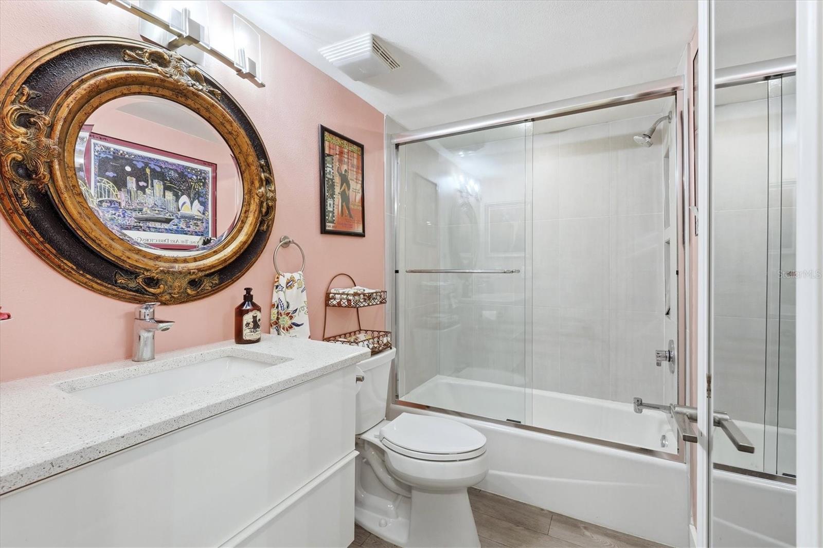 1650 Pine Tree Ln #103, Sarasota, FL 34236 — photo 26 of 43