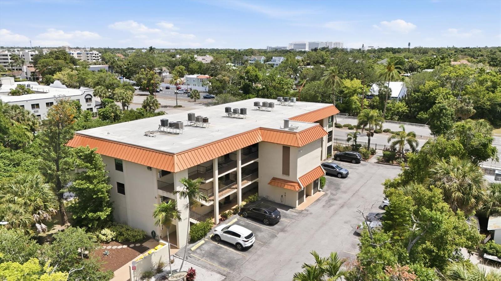 1650 Pine Tree Ln #103, Sarasota, FL 34236 — photo 6 of 43