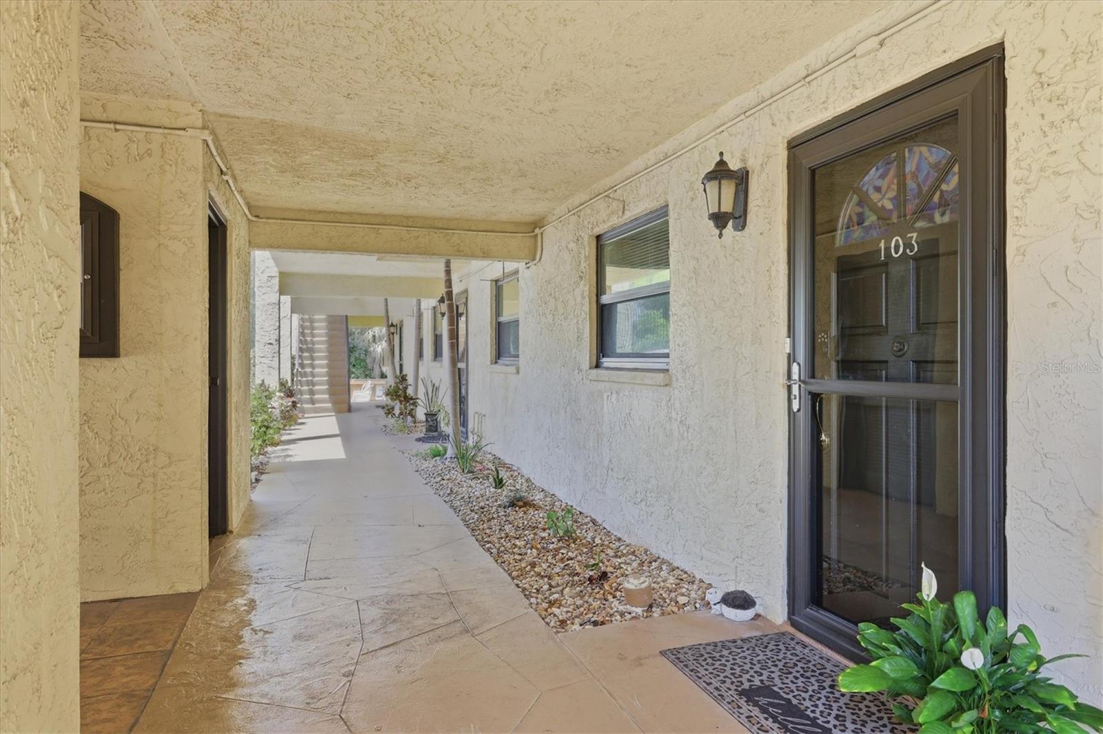 1650 Pine Tree Ln #103, Sarasota, FL 34236 — photo 7 of 43