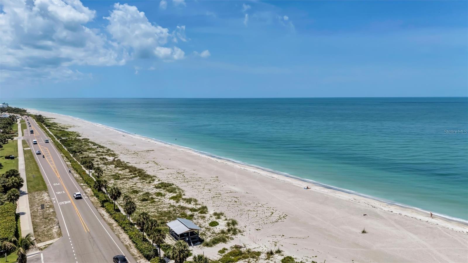 617 Rountree Dr, Longboat Key, FL 34228 — photo 37 of 44