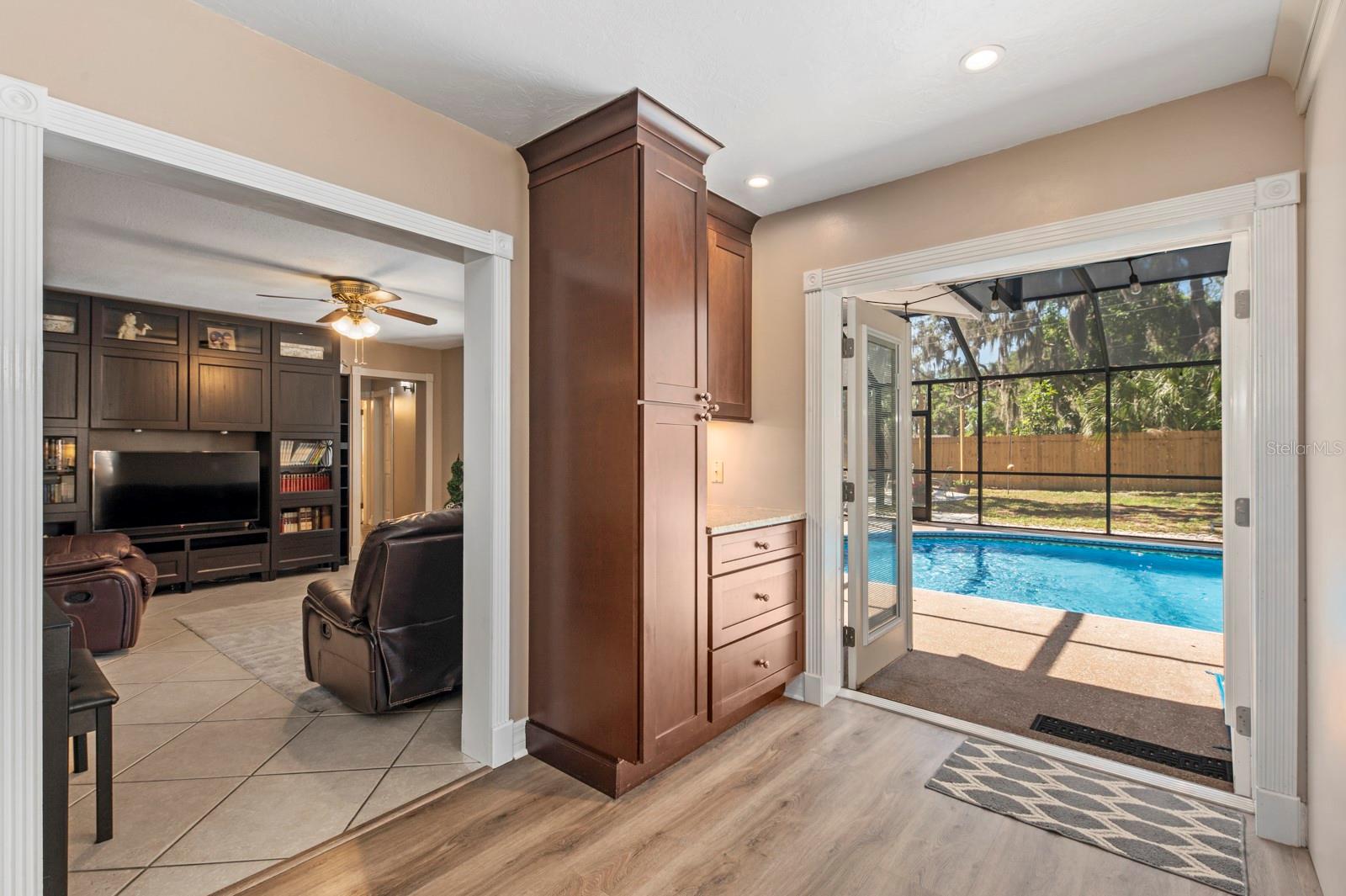 2352 Palm Ter, Sarasota, FL 34231 — photo 20 of 83