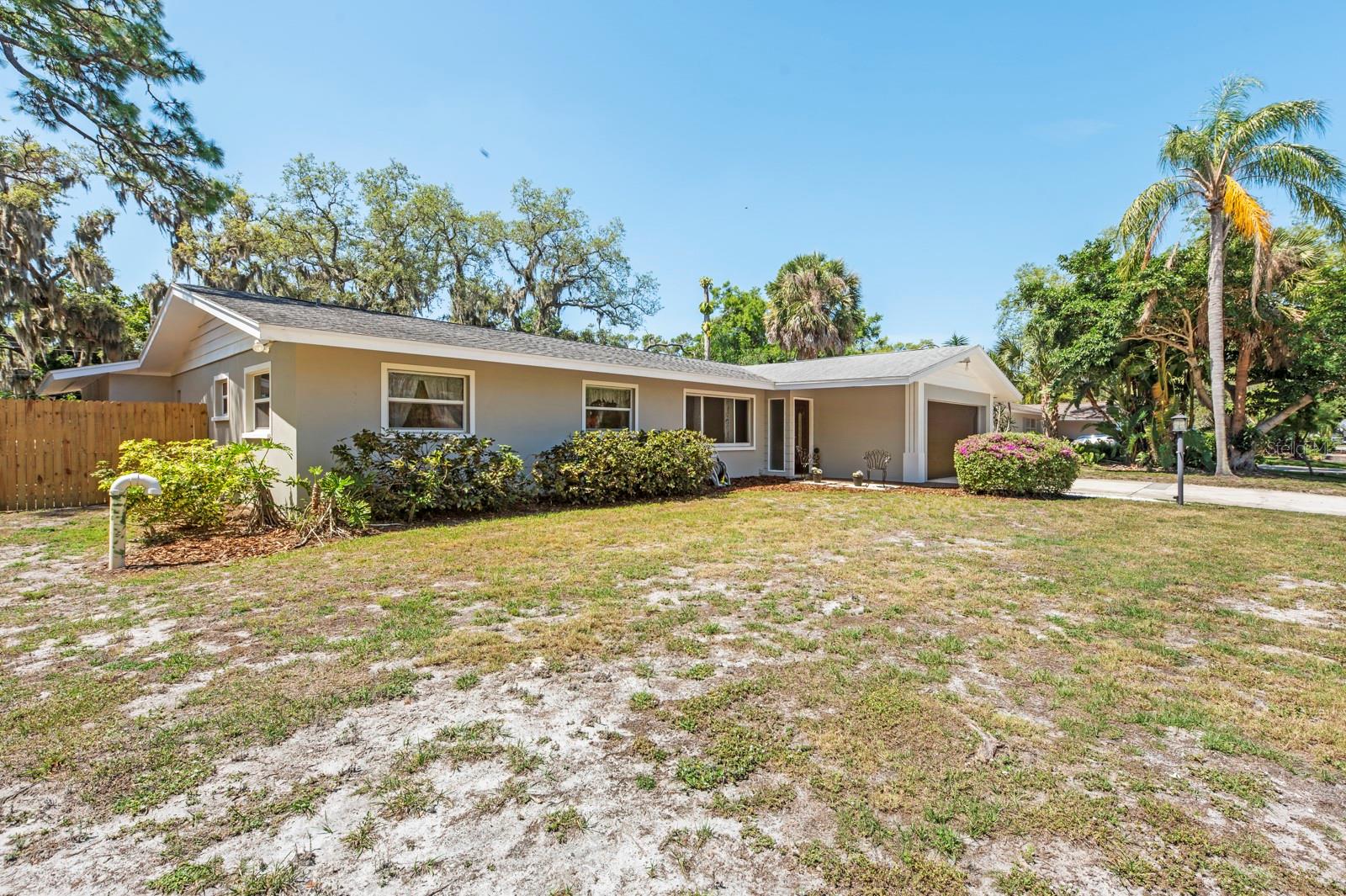 2352 Palm Ter, Sarasota, FL 34231 — photo 58 of 83