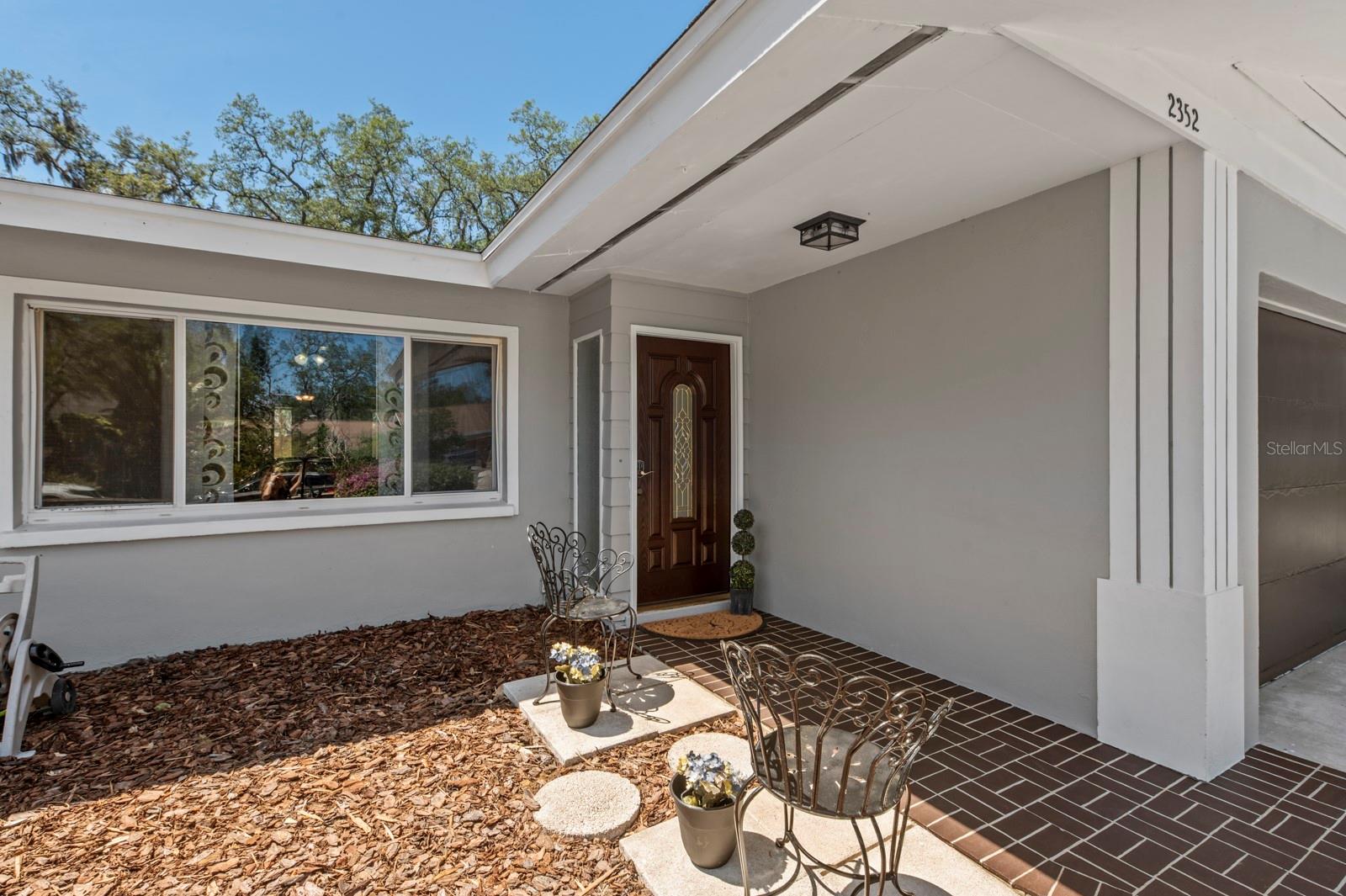 2352 Palm Ter, Sarasota, FL 34231 — photo 8 of 83