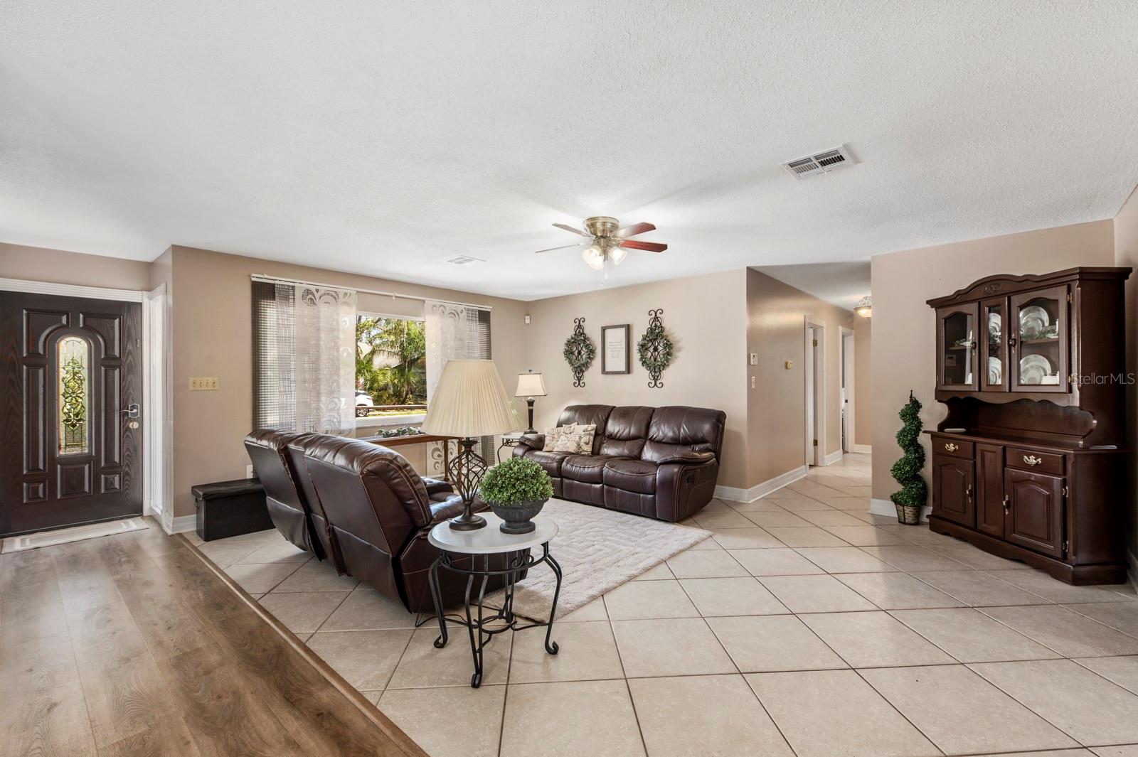 2352 Palm Ter, Sarasota, FL 34231 — photo 9 of 83