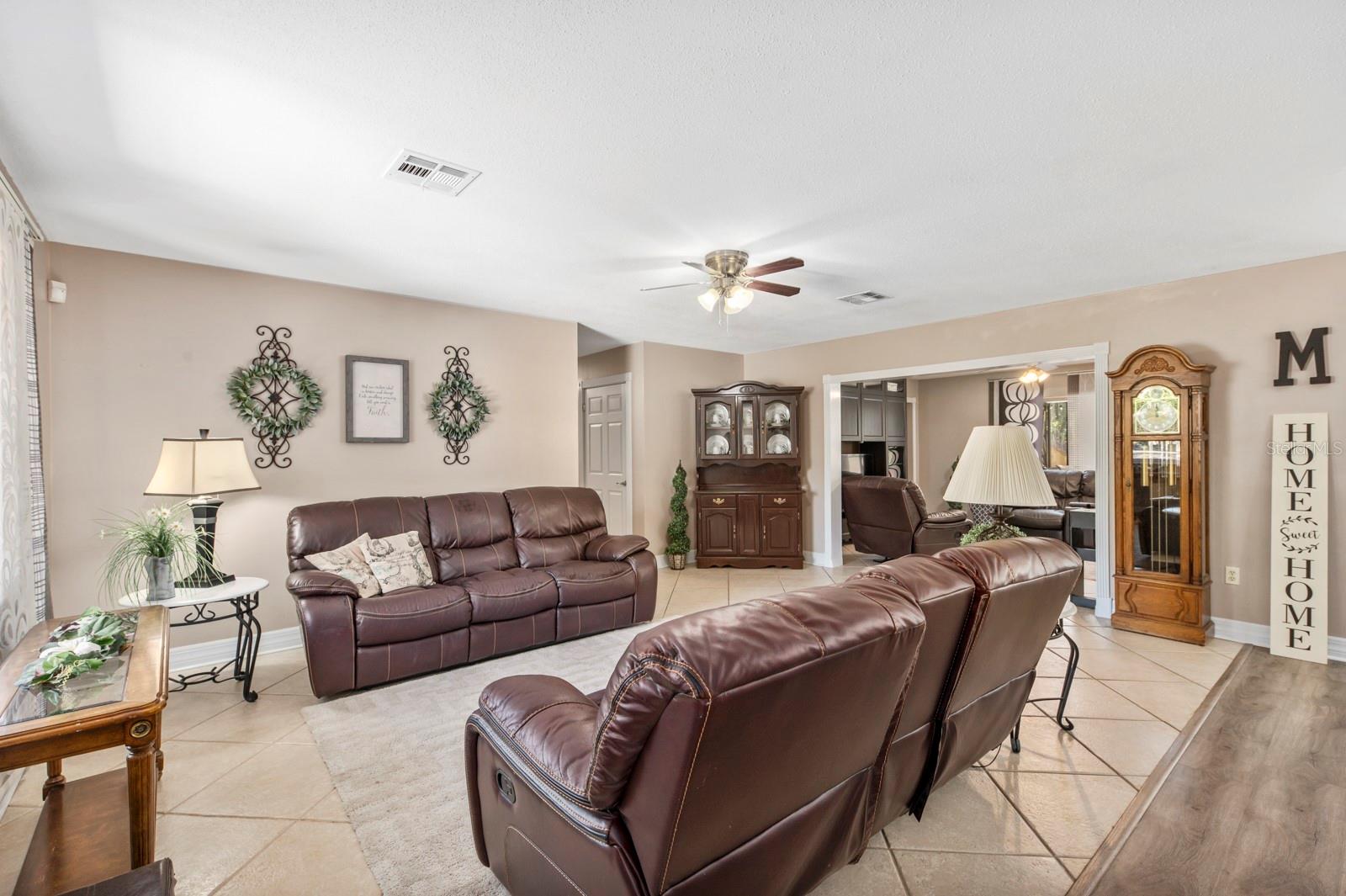 2352 Palm Ter, Sarasota, FL 34231 — photo 10 of 83