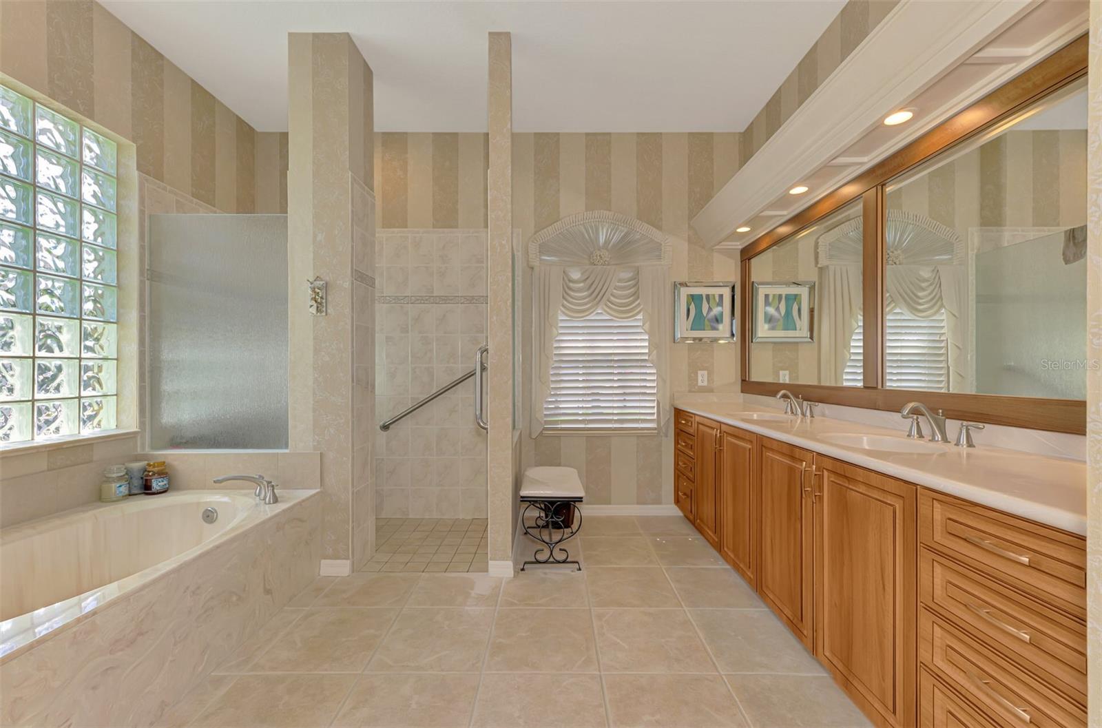 763 Egret Walk Ln, Venice, FL 34292 — photo 38 of 71