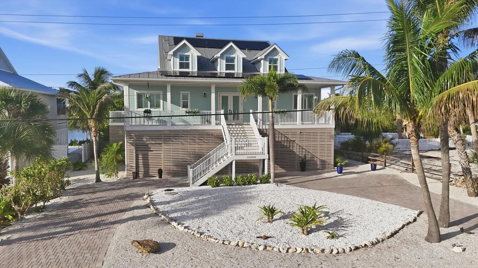 81 N Gulf Blvd, Placida, FL 33946 — photo 5 of 52