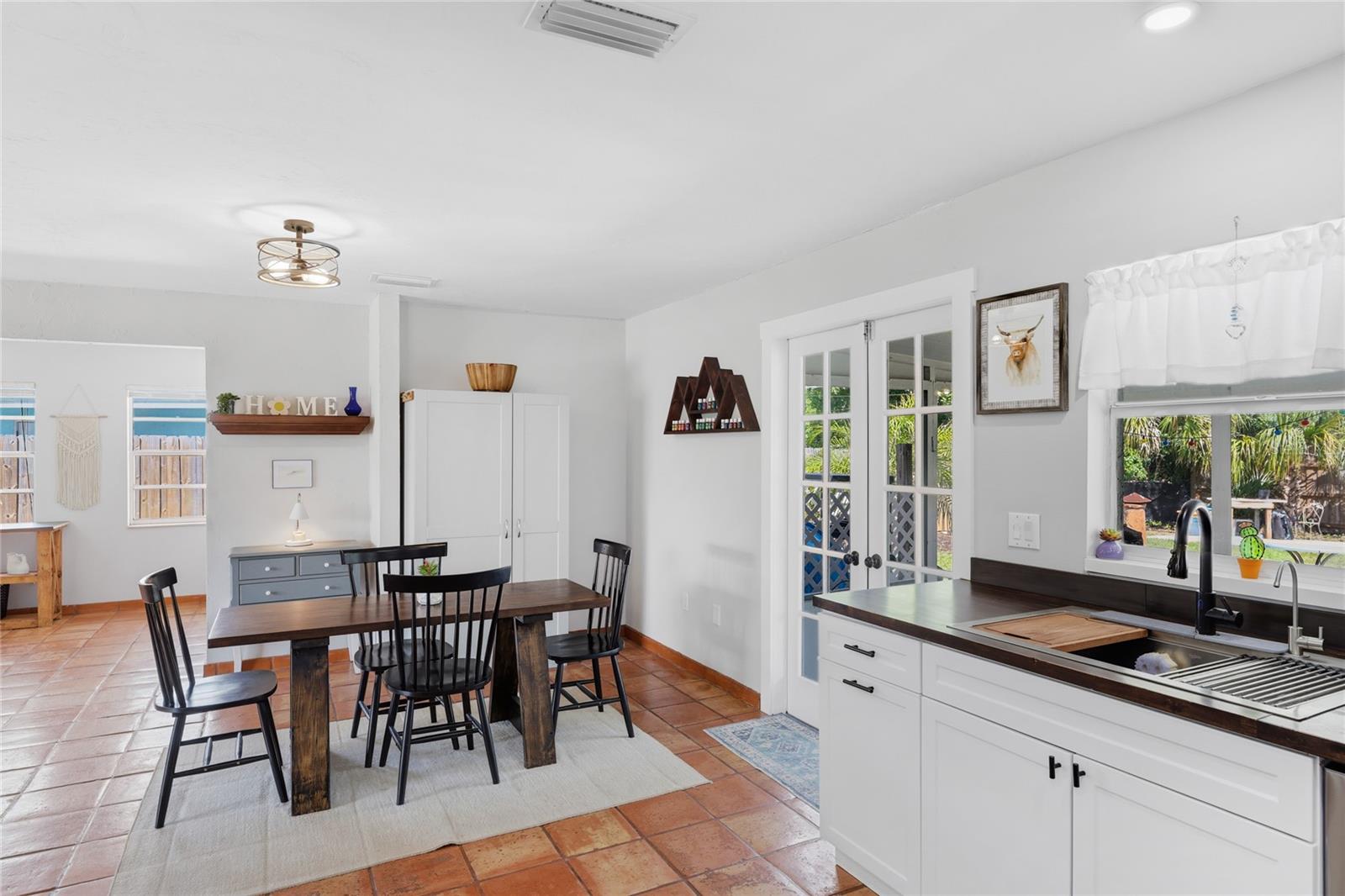 3670 Sunset Beach Dr, Venice, FL 34293 — photo 13 of 51