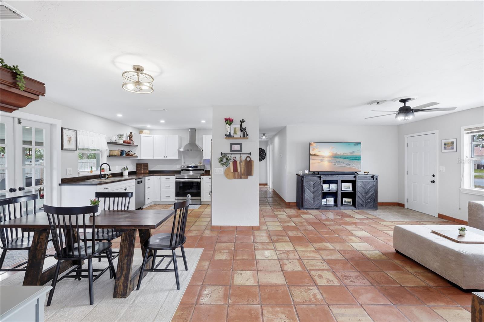 3670 Sunset Beach Dr, Venice, FL 34293 — photo 6 of 51