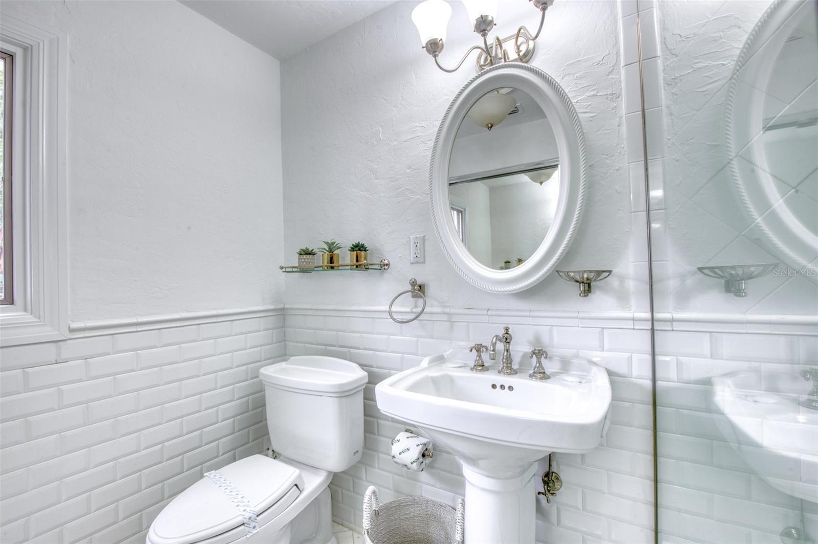 76 S Washington Dr, Sarasota, FL 34236 — photo 41 of 76