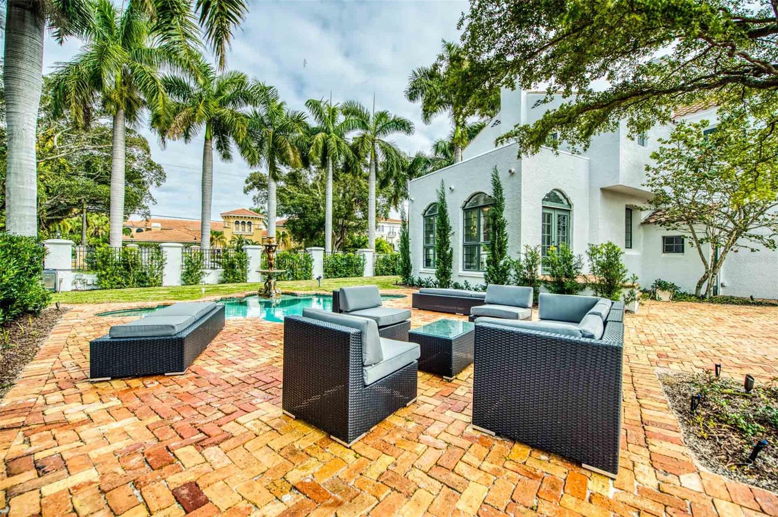 76 S Washington Dr, Sarasota, FL 34236 — photo 50 of 76