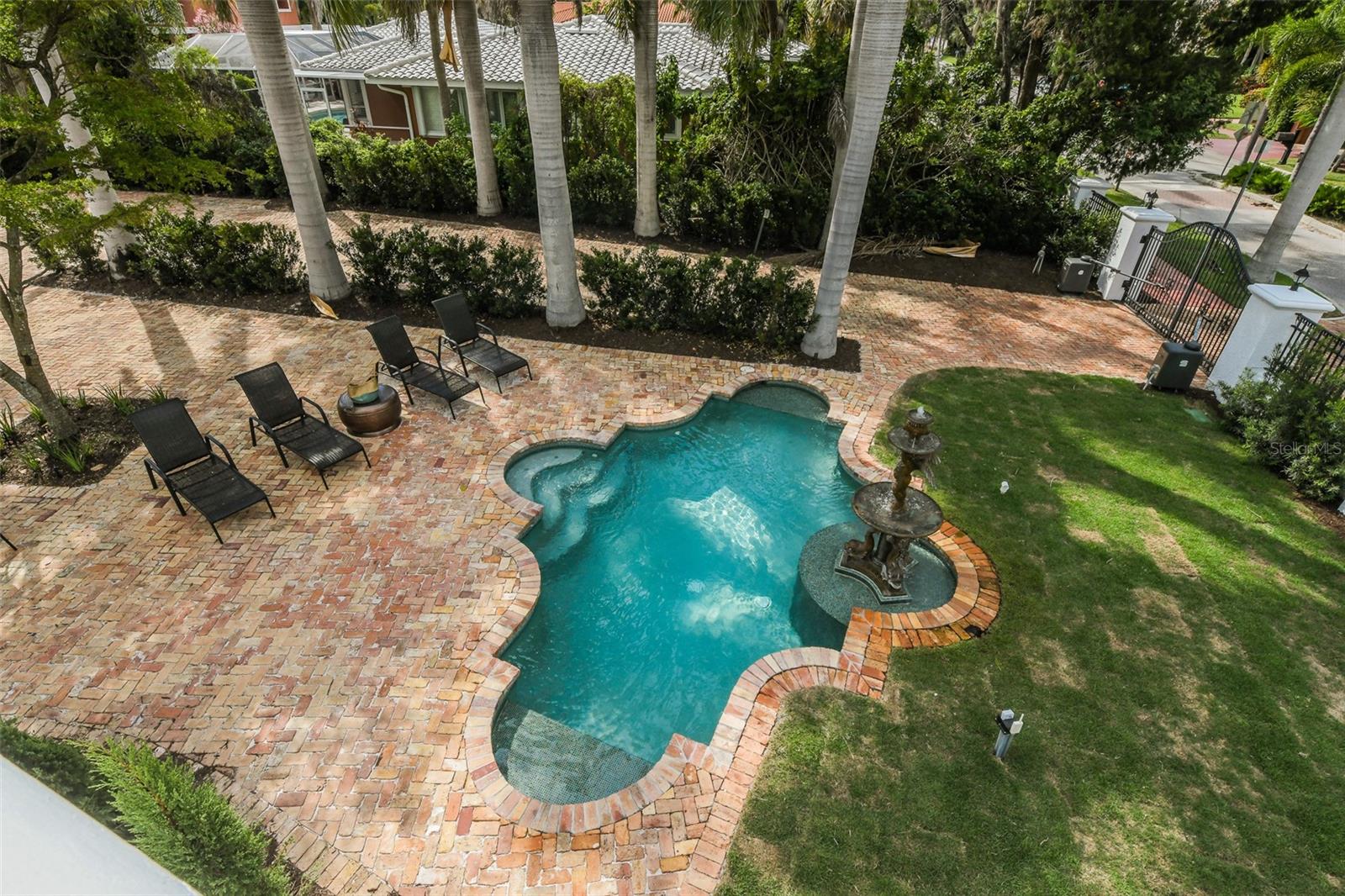 76 S Washington Dr, Sarasota, FL 34236 — photo 56 of 76