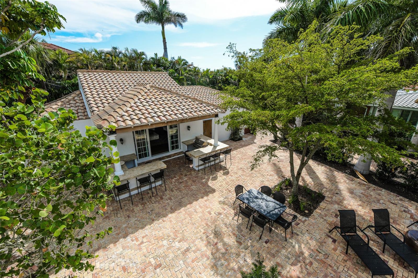 76 S Washington Dr, Sarasota, FL 34236 — photo 57 of 76
