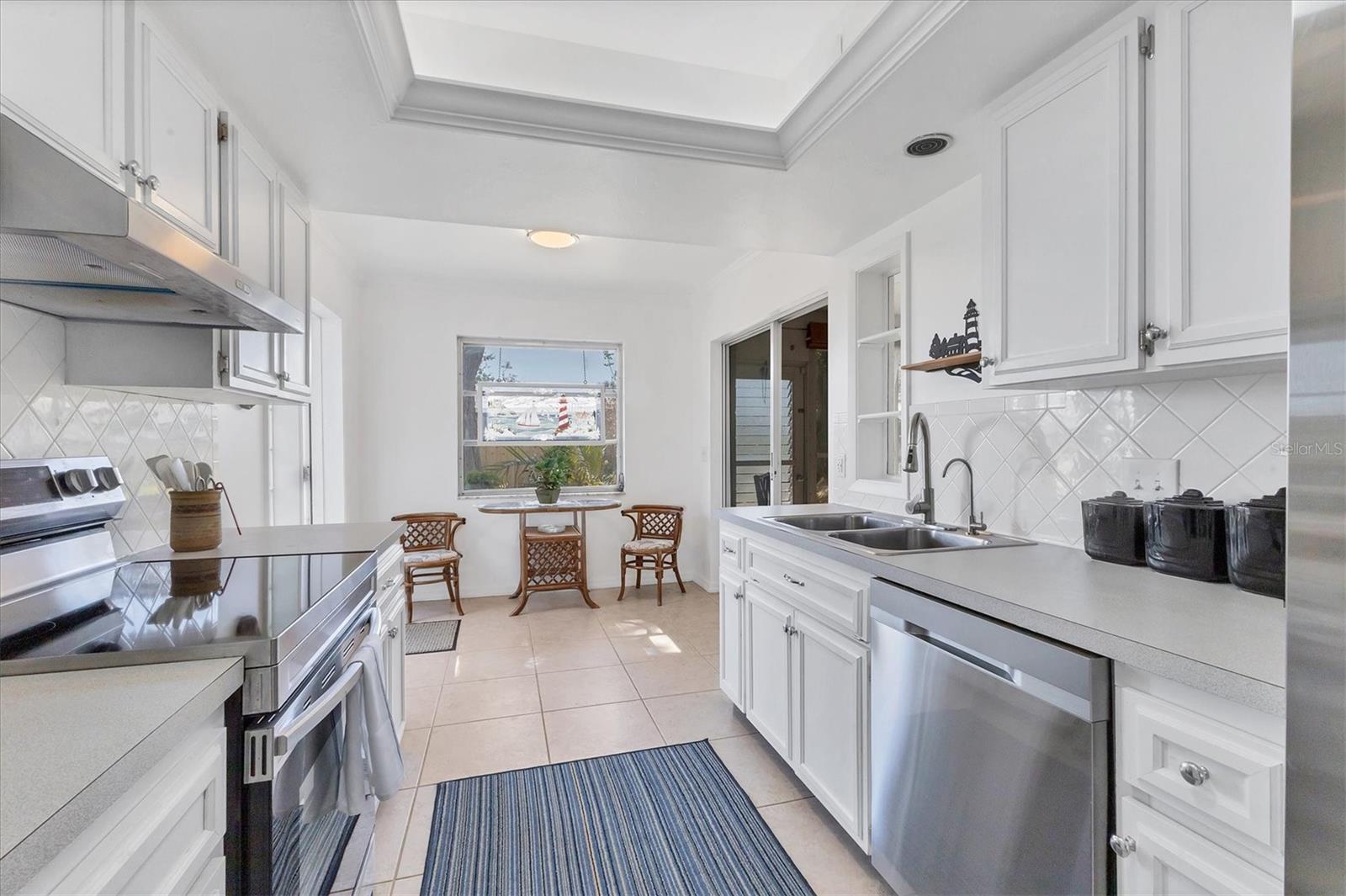 448 Redwood Rd, Venice, FL 34293 — photo 12 of 44