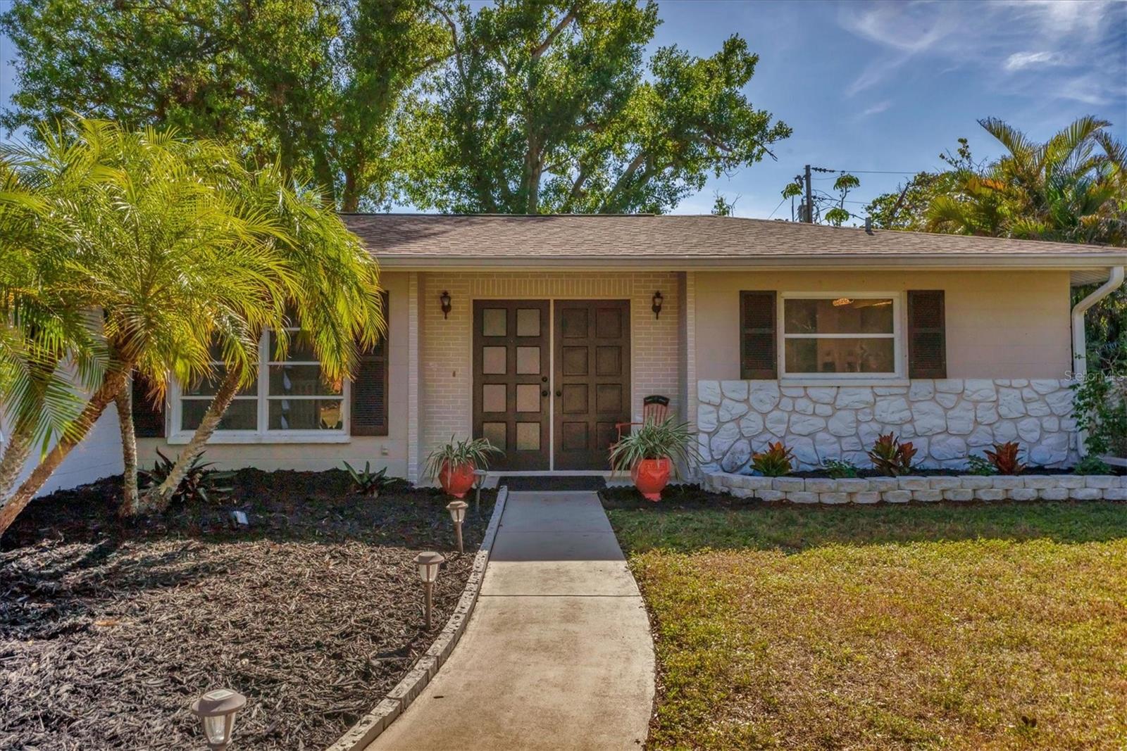 448 Redwood Rd, Venice, FL 34293 — photo 3 of 44