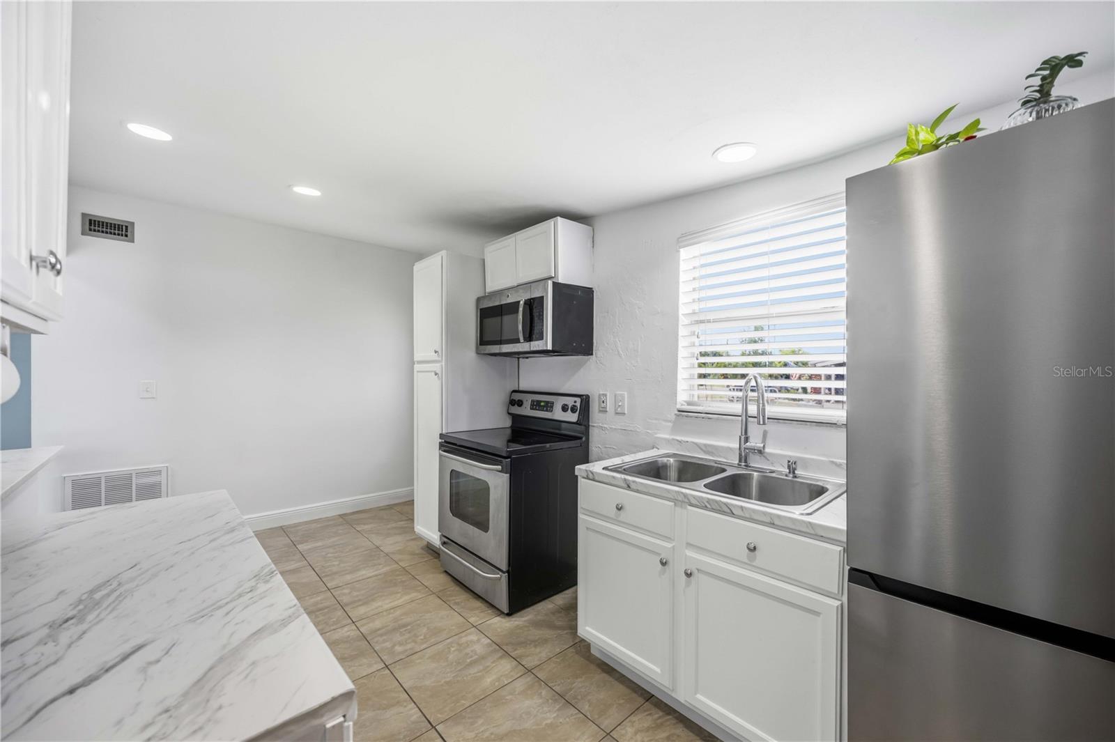 2409 Ednor St, Port Charlotte, FL 33952 — photo 14 of 52