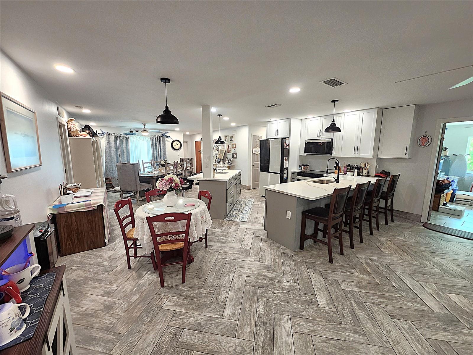 112 Antilla Rd, North Port, FL 34287 — photo 8 of 67
