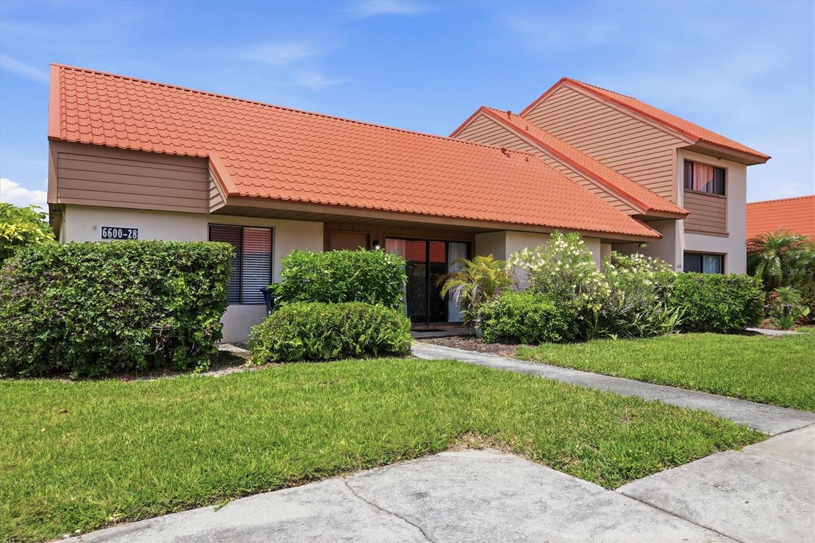 6628 Draw Ln #122, Sarasota, FL 34238 — photo 2 of 40
