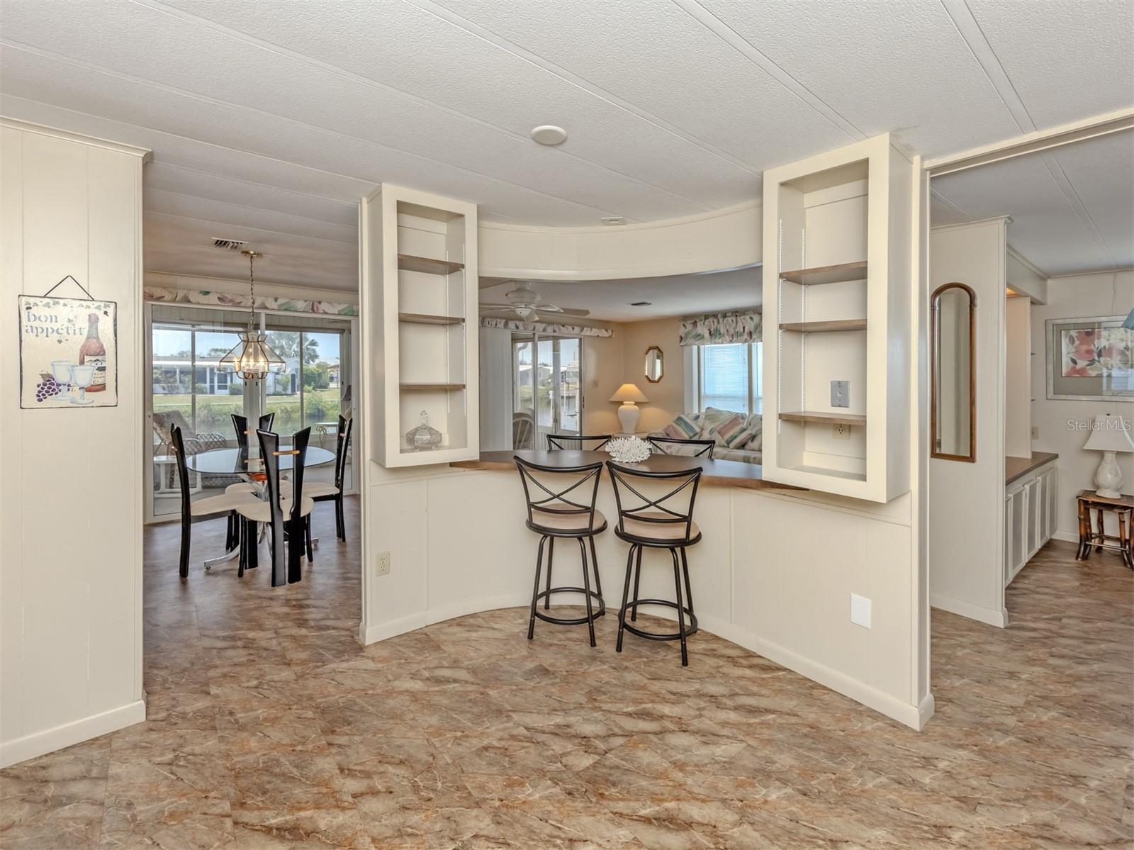 Breakfast bar