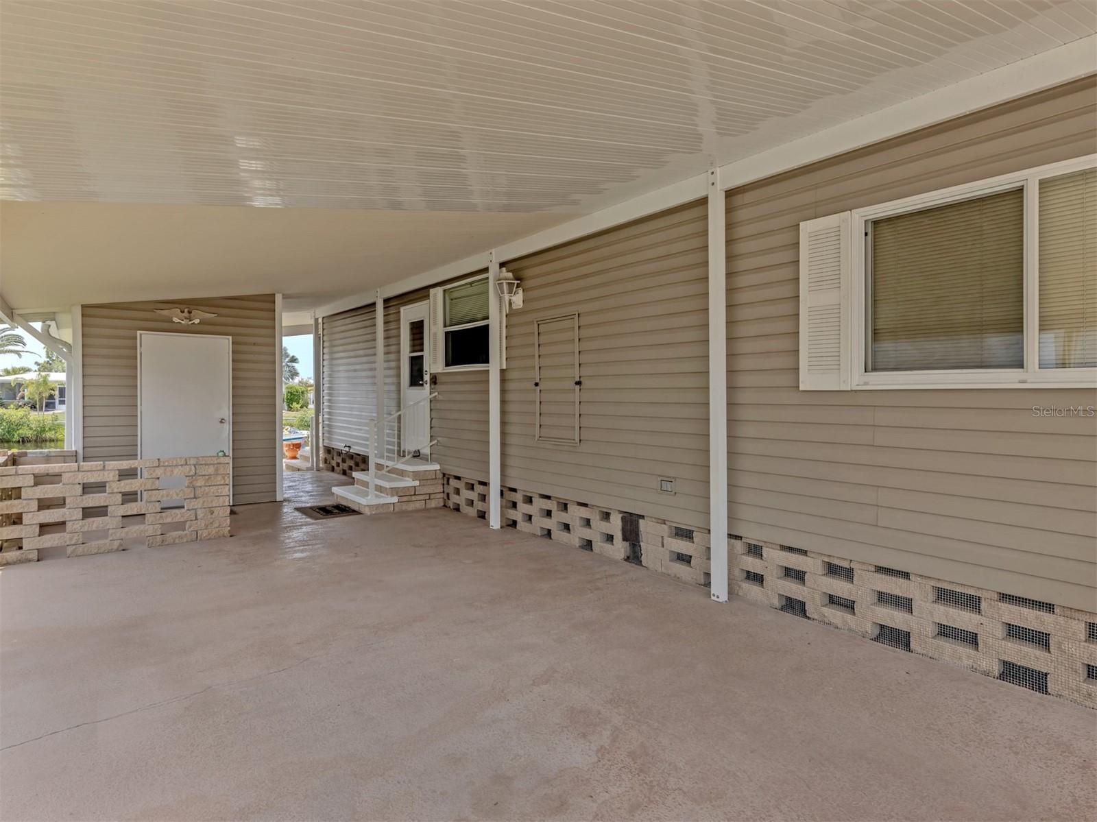 Carport