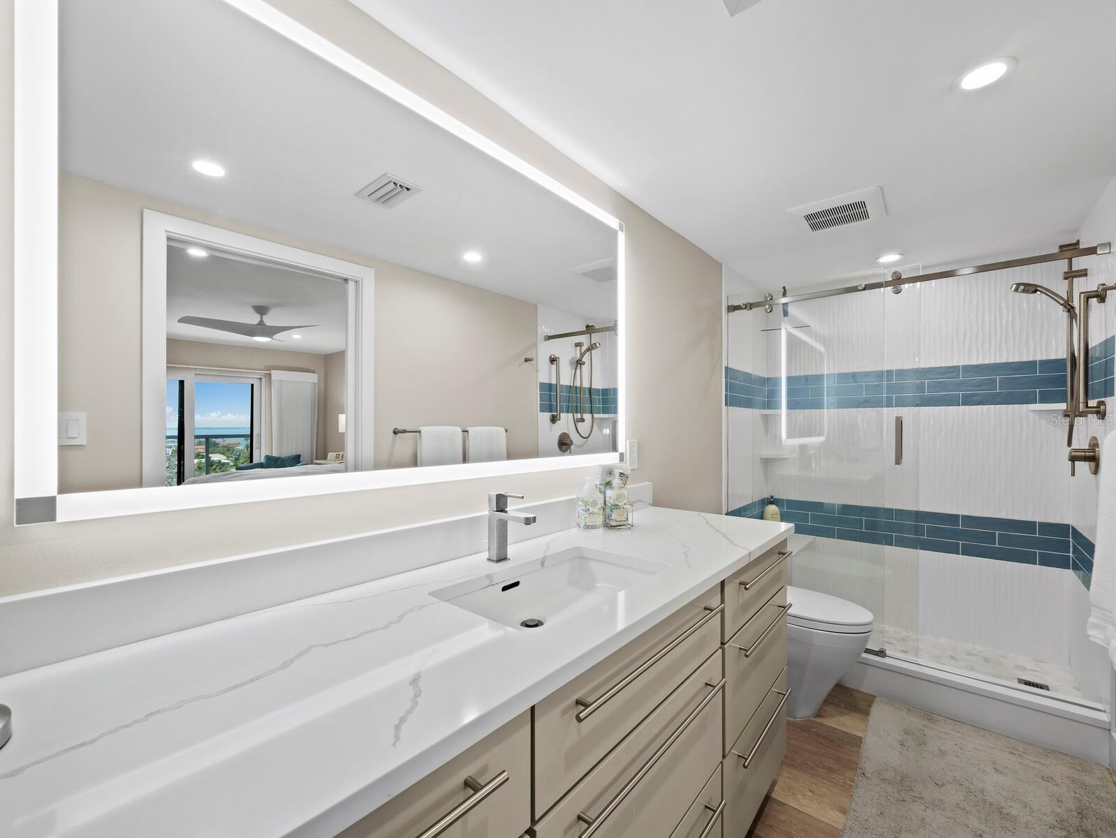 1050 Longboat Club Rd #903, Longboat Key, FL 34228 — photo 17 of 59