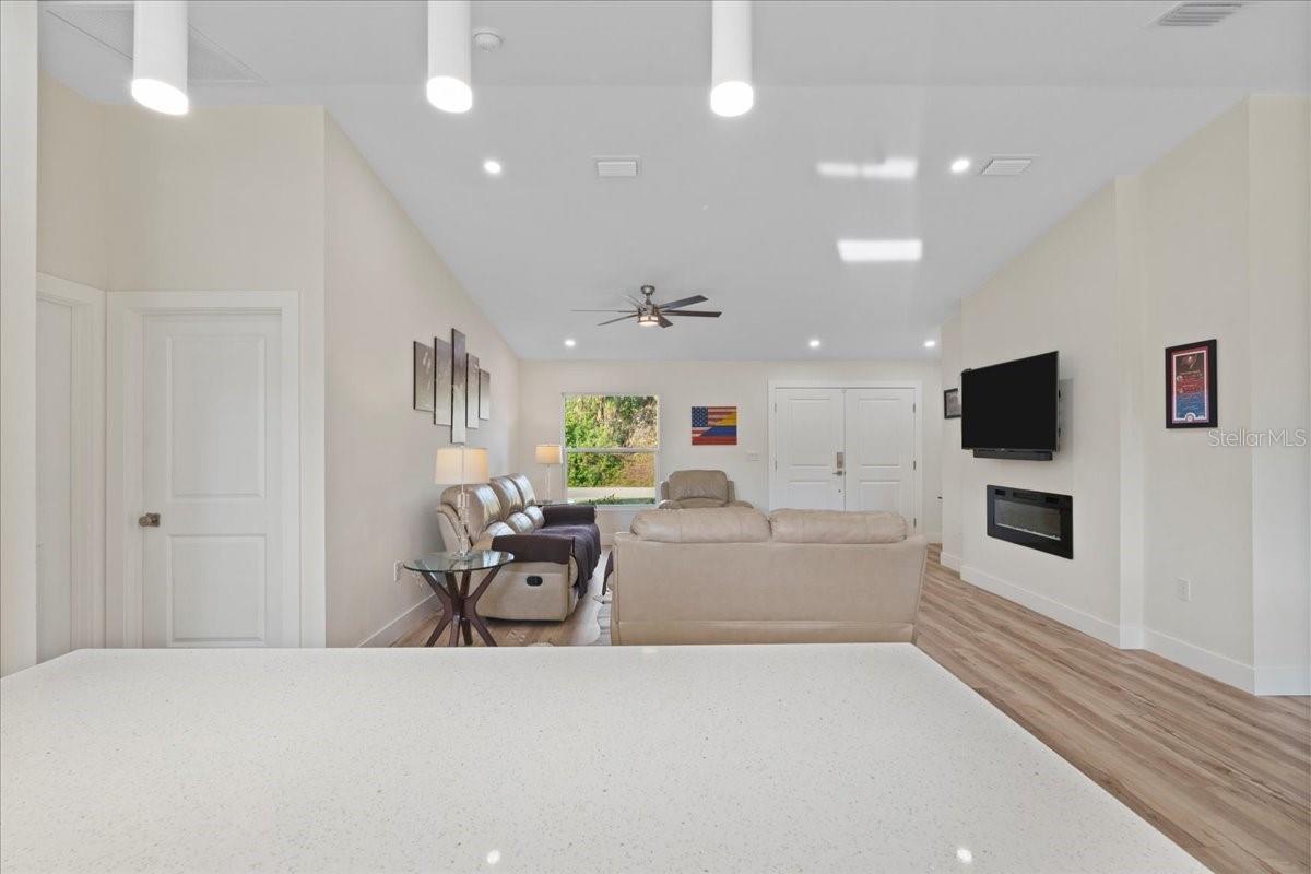 2405 Vancouver Ln, North Port, FL 34286 — photo 15 of 32