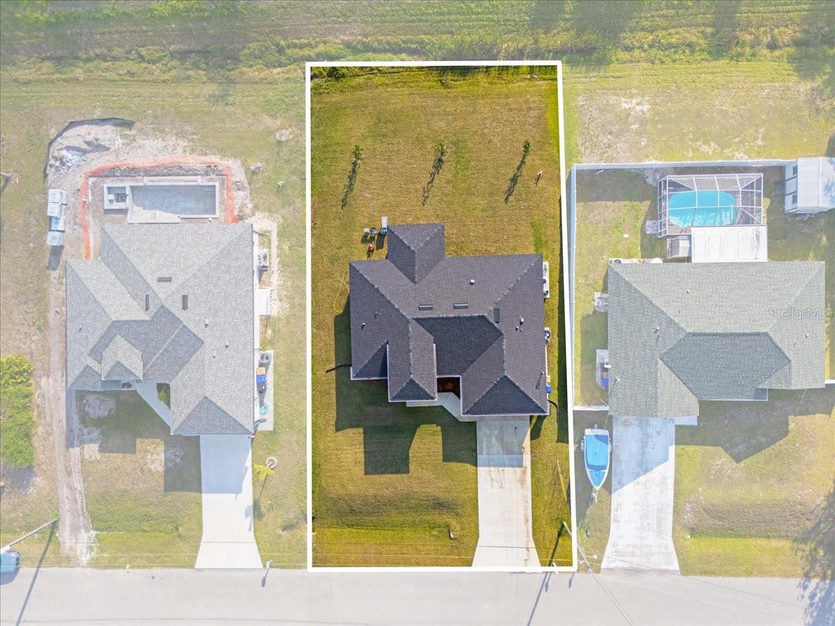 2405 Vancouver Ln, North Port, FL 34286 — photo 4 of 32
