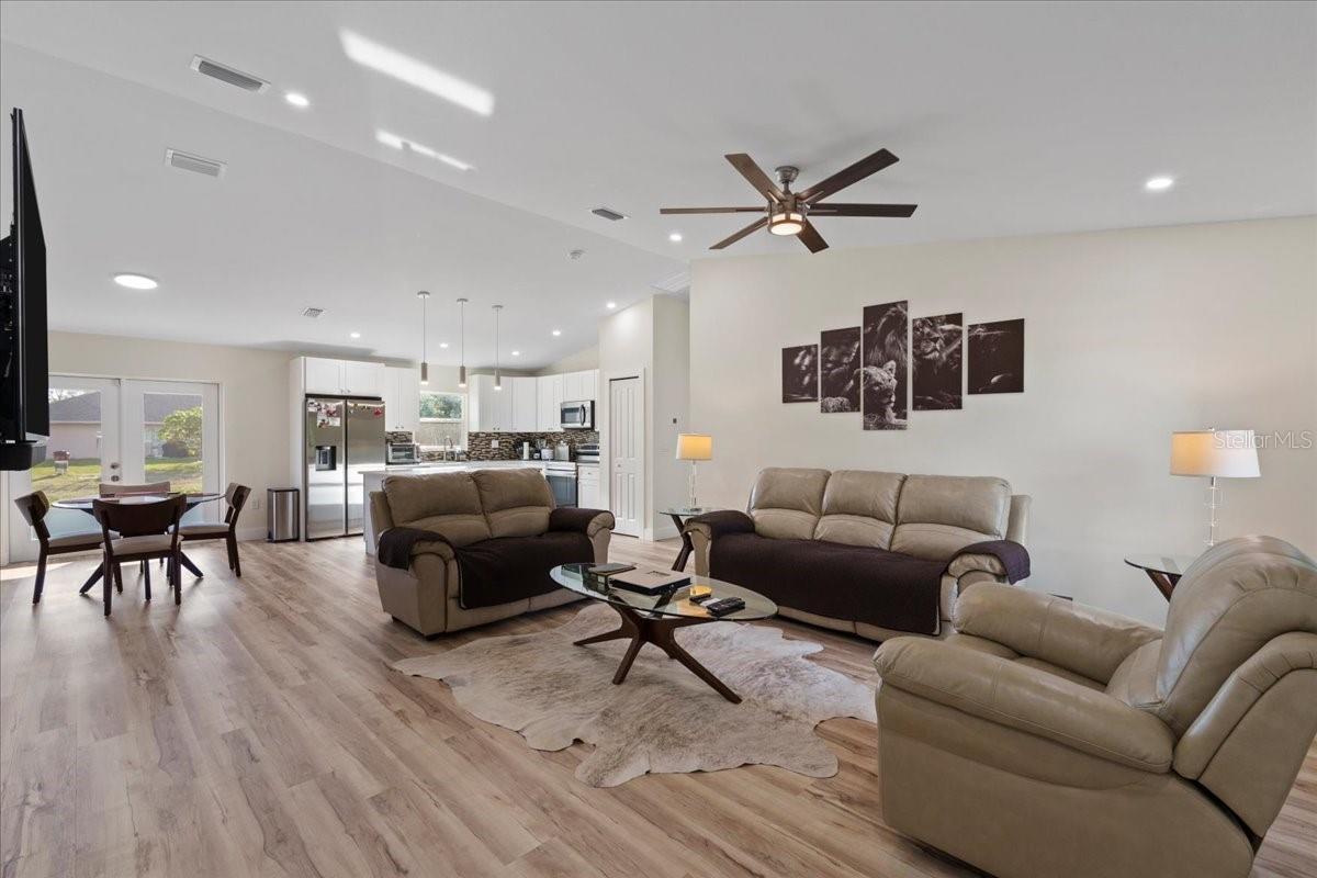 2405 Vancouver Ln, North Port, FL 34286 — photo 5 of 32