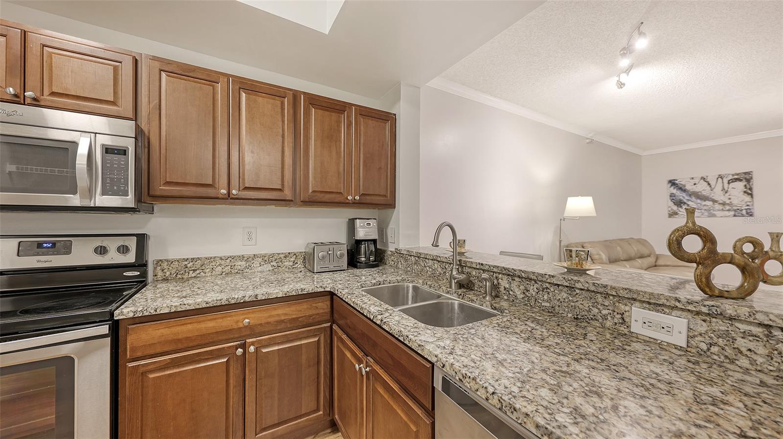 5001 Baraldi Cir #22-202, Sarasota, FL 34235 — photo 14 of 74