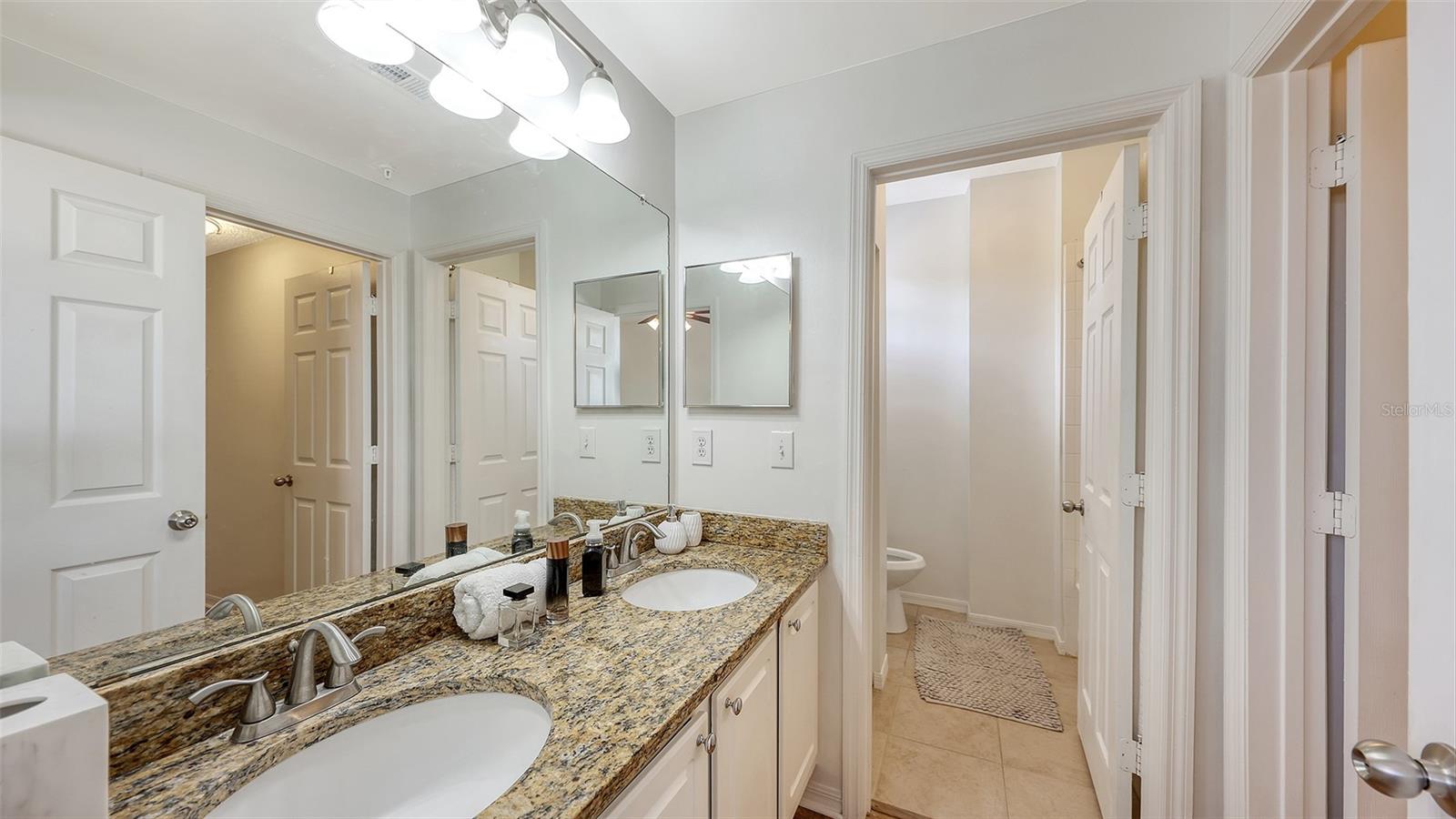 5001 Baraldi Cir #22-202, Sarasota, FL 34235 — photo 20 of 74