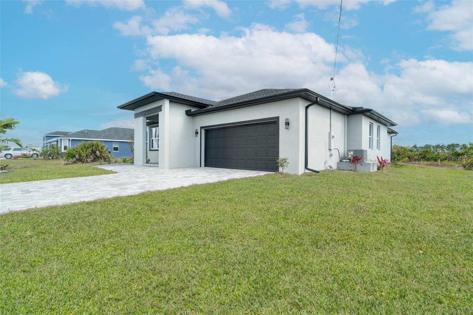 384 Baytree Dr, Rotonda West, FL 33947 — photo 7 of 62