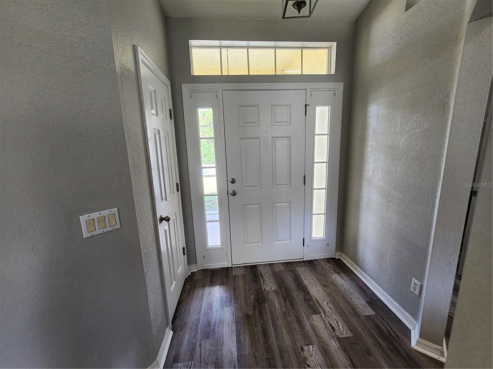 2583 Wilburn Ter, North Port, FL 34288 — photo 7 of 41