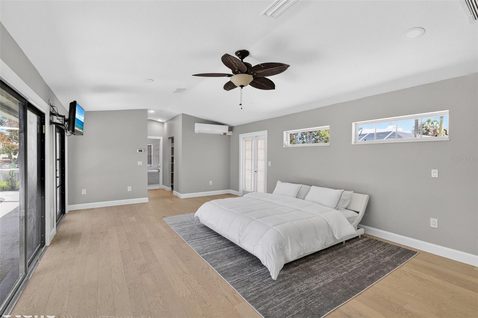 5073 Higel Ave, Sarasota, FL 34242 — photo 13 of 50