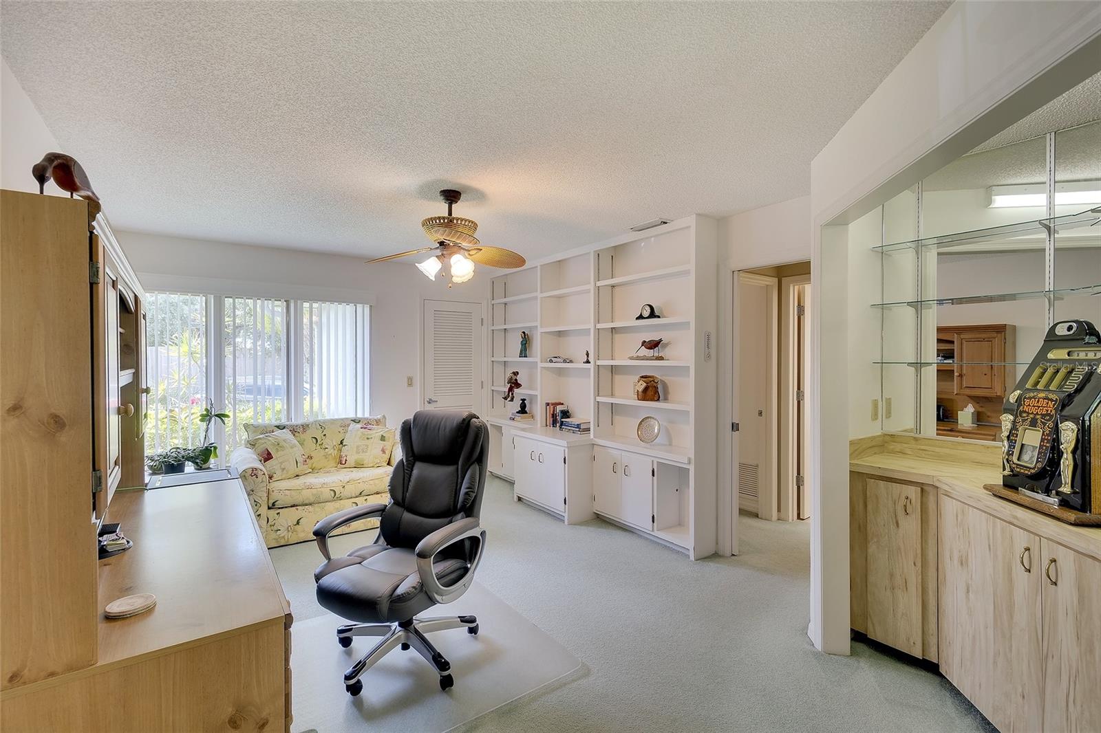 Bedroom 3/office