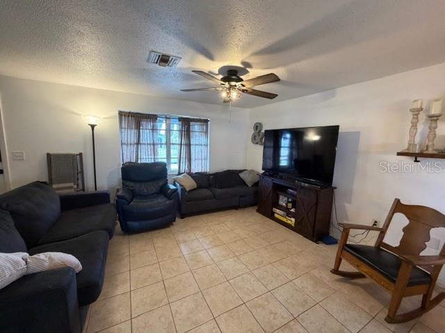 551 Grove Ave NW, Port Charlotte, FL 33952 — photo 2 of 6