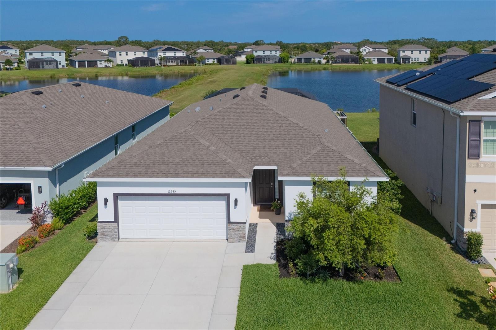12645 Promenade Estates Blvd, Sarasota, FL 34238 — photo 1 of 38