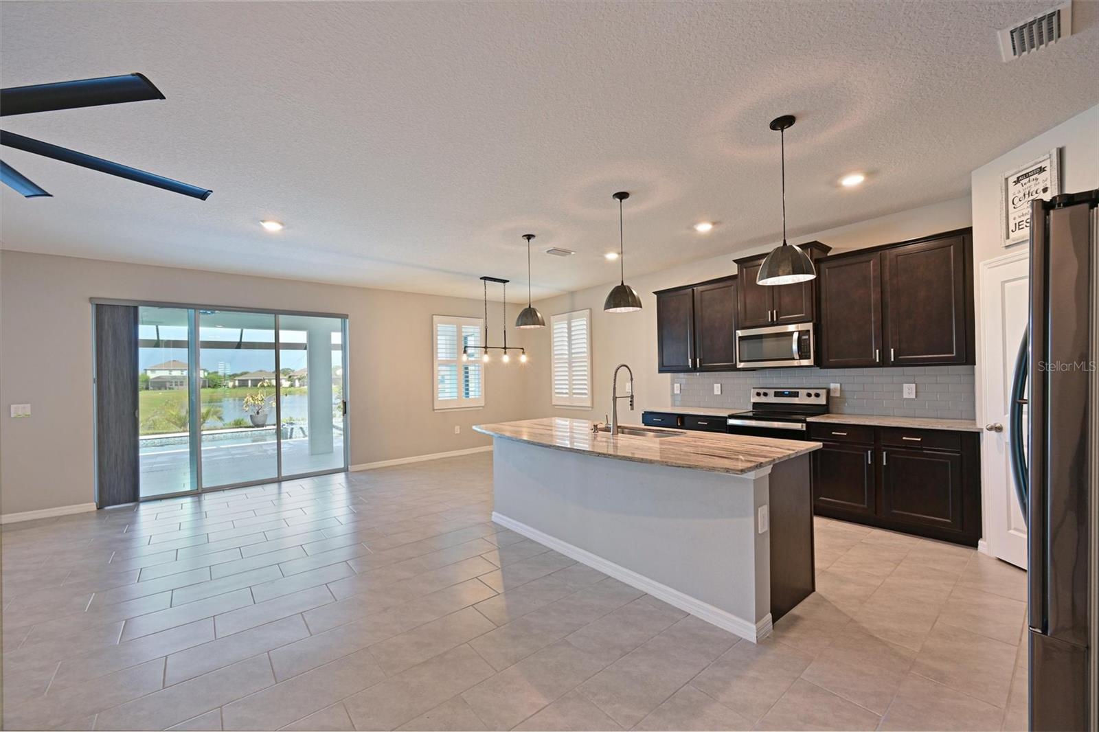 12645 Promenade Estates Blvd, Sarasota, FL 34238 — photo 5 of 38
