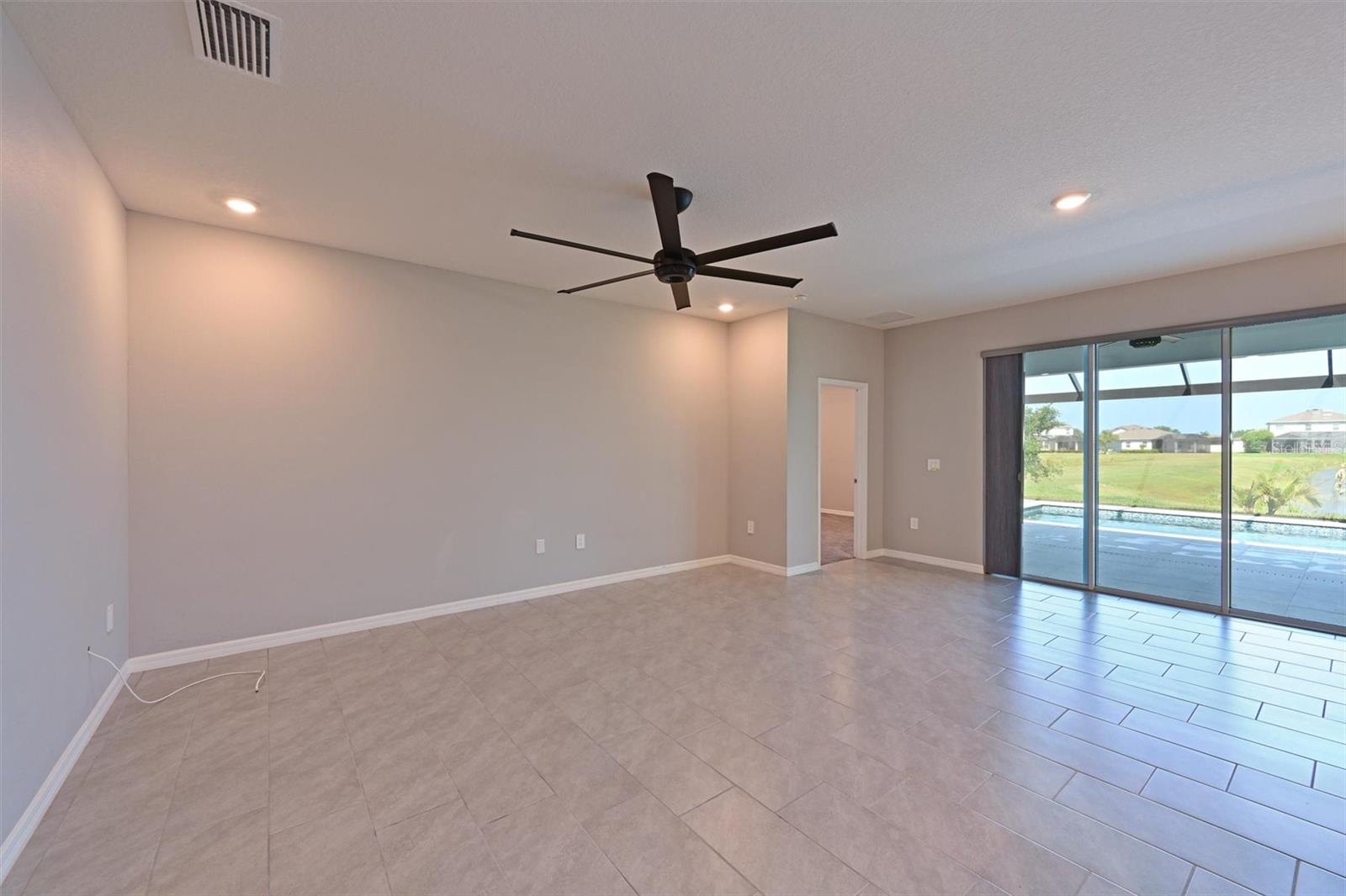 12645 Promenade Estates Blvd, Sarasota, FL 34238 — photo 9 of 38