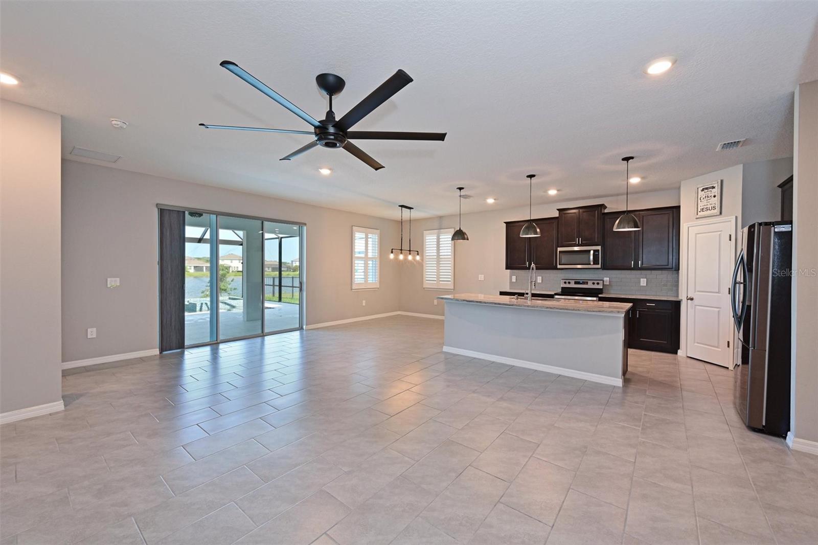 12645 Promenade Estates Blvd, Sarasota, FL 34238 — photo 10 of 38