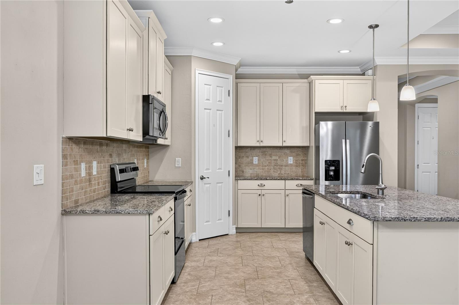 120 Ventosa Pl, Nokomis, FL 34275 — photo 7 of 66