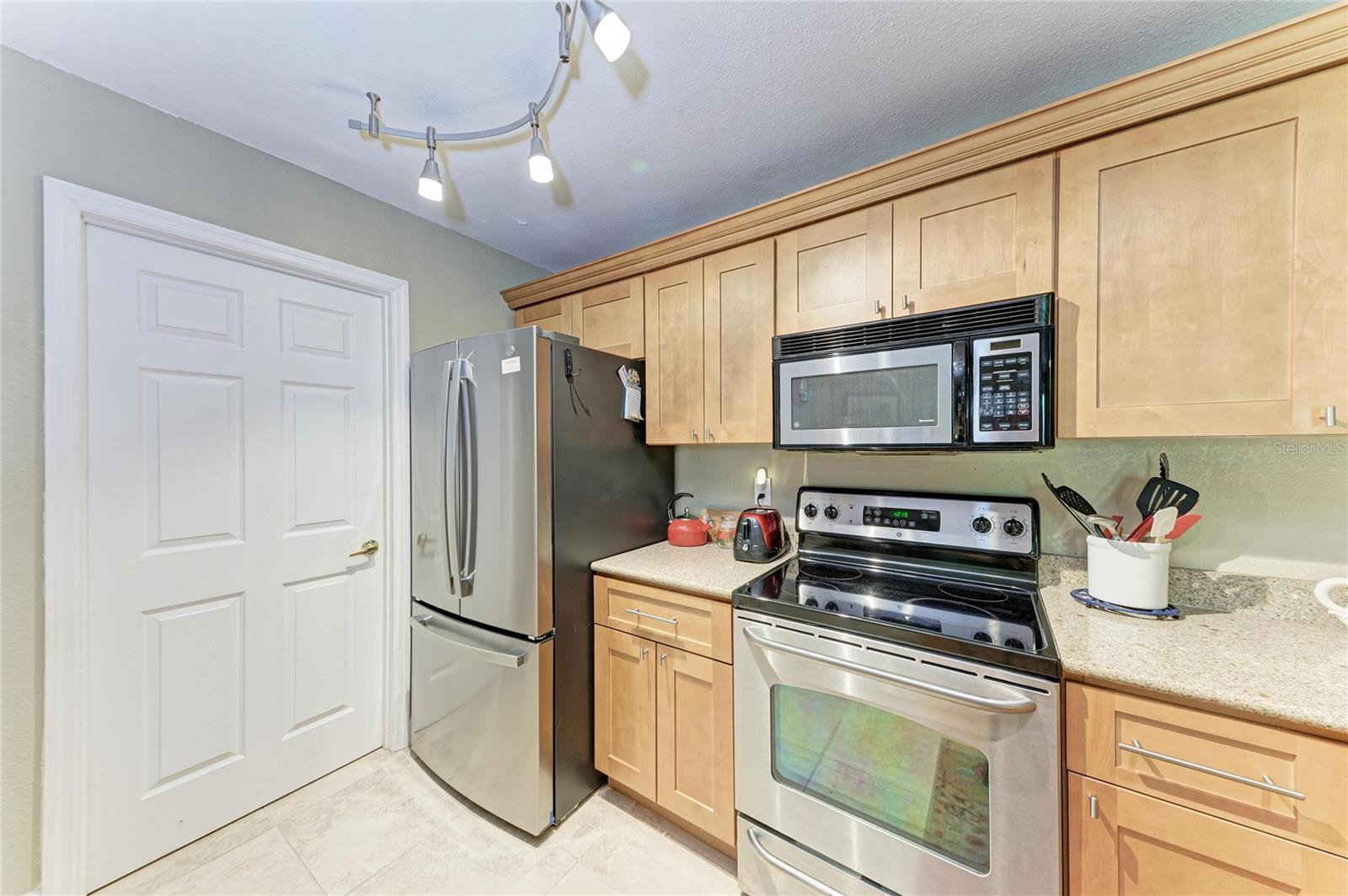 4040 Crockers Lake Blvd #12, Sarasota, FL 34238 — photo 13 of 73